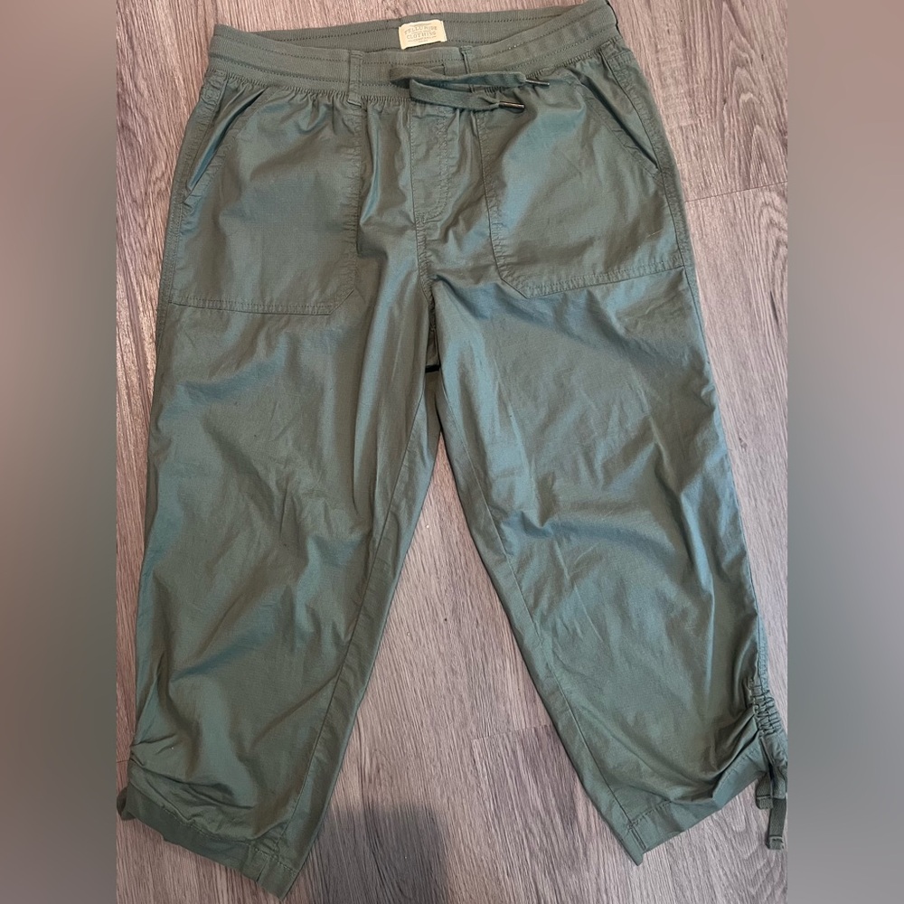 Women's Olive Cropped Utility Pants